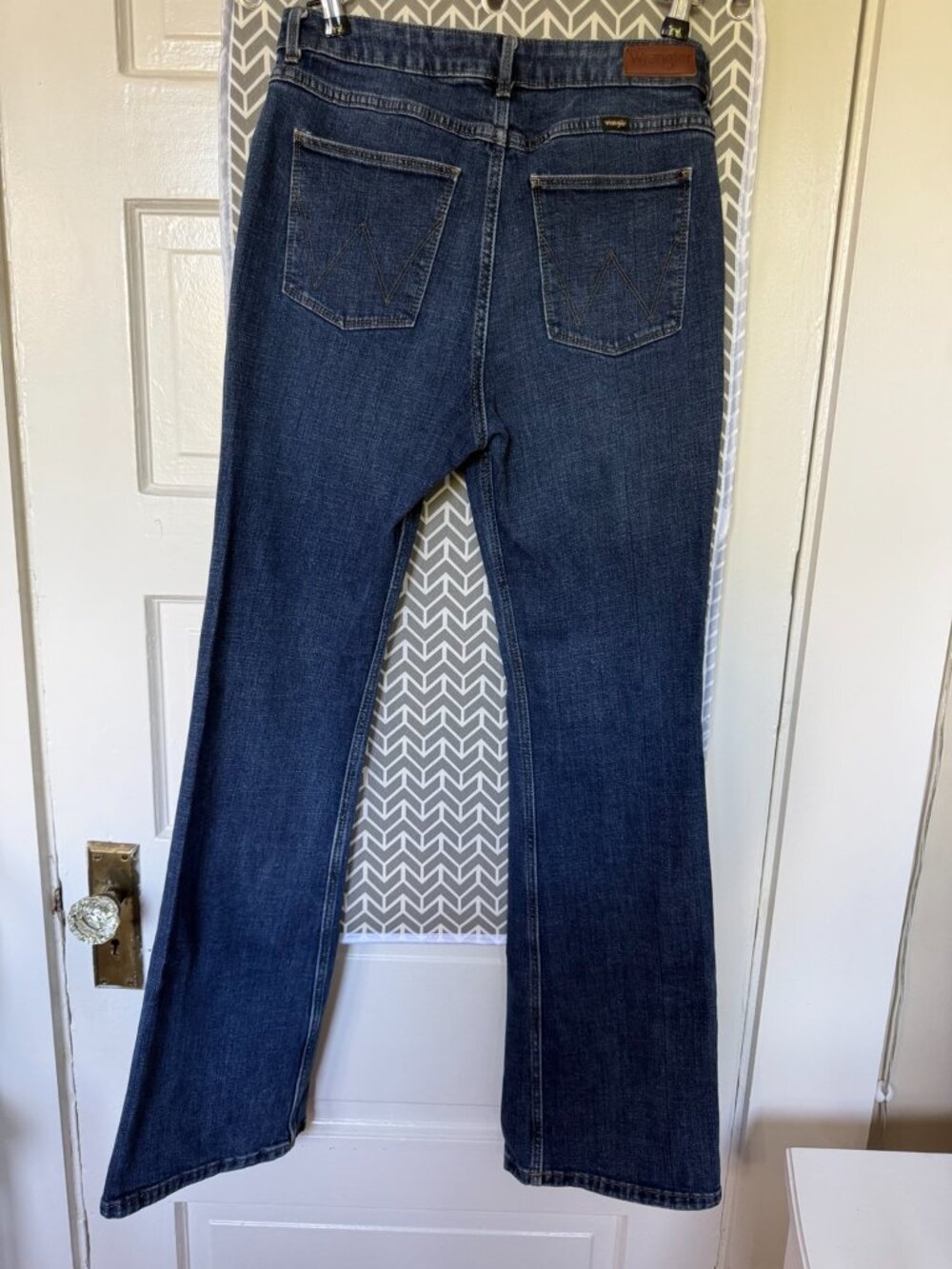 Wrangler High Rise Fierce Flare Jeans 10x34 Dark Wash Bootcut Flare - Picture 2 of 6